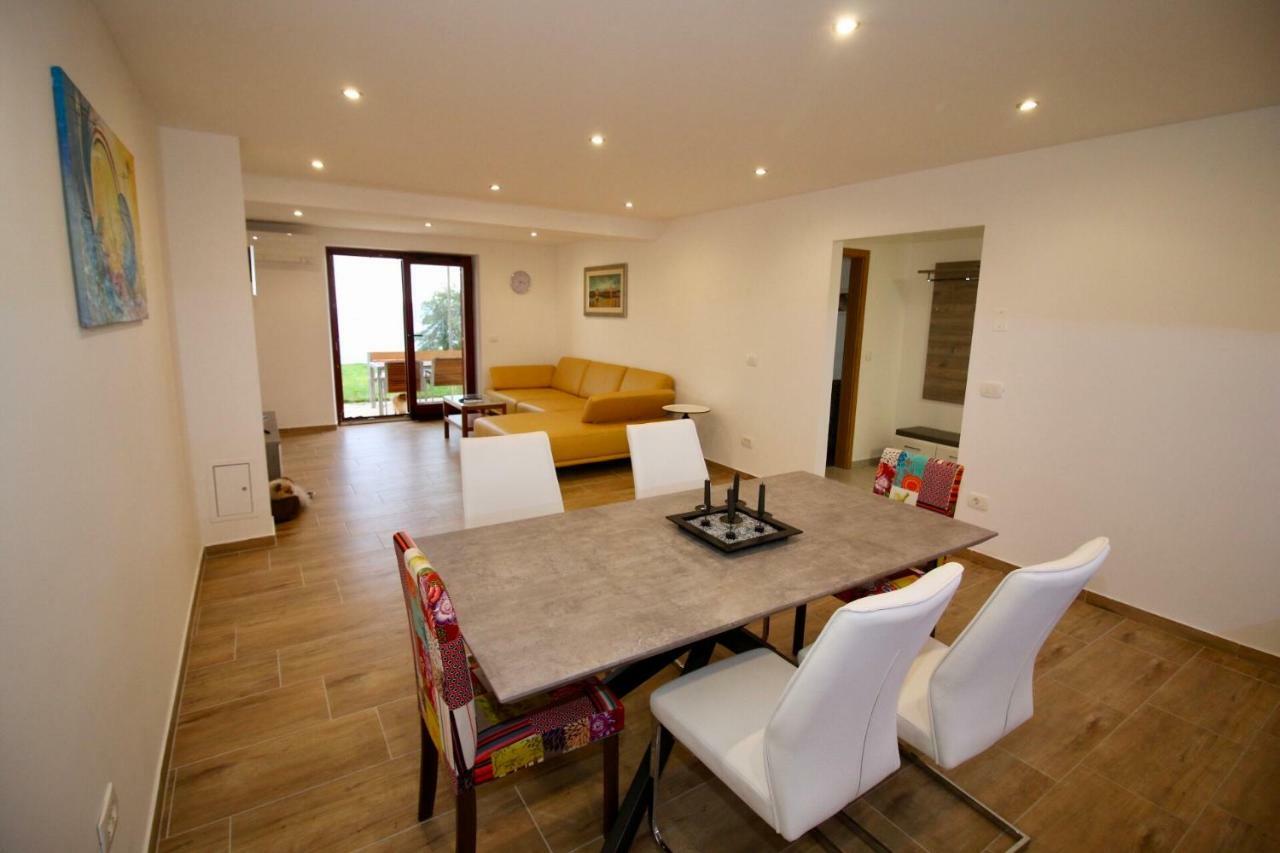 Apartment Pearl Of Kvarner Lovran Bagian luar foto